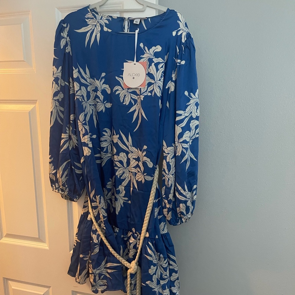 Long Sleeve Rope Belt Tiered Dress - Alexis for Target 
Size 3X Blue